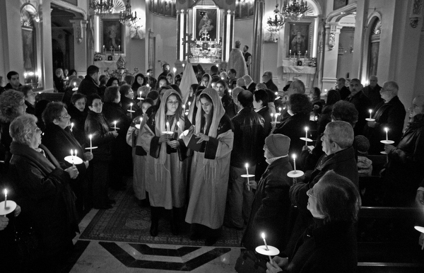 Feriköy Surp Vartanats Kilisesi'nde Noel ayini